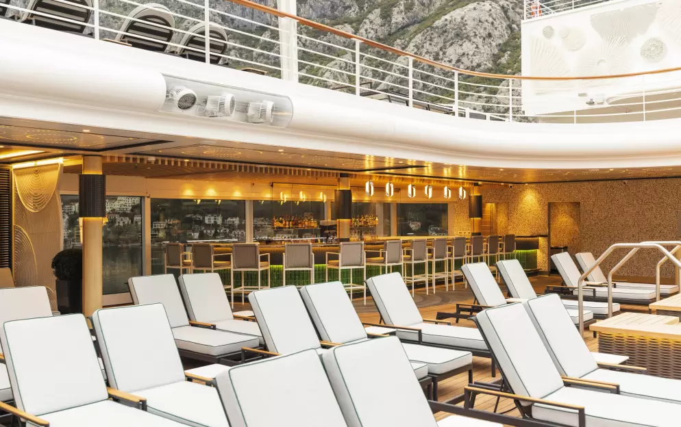 RSSC Seven Seas Grandeur, Pool Deck 5.jpg
