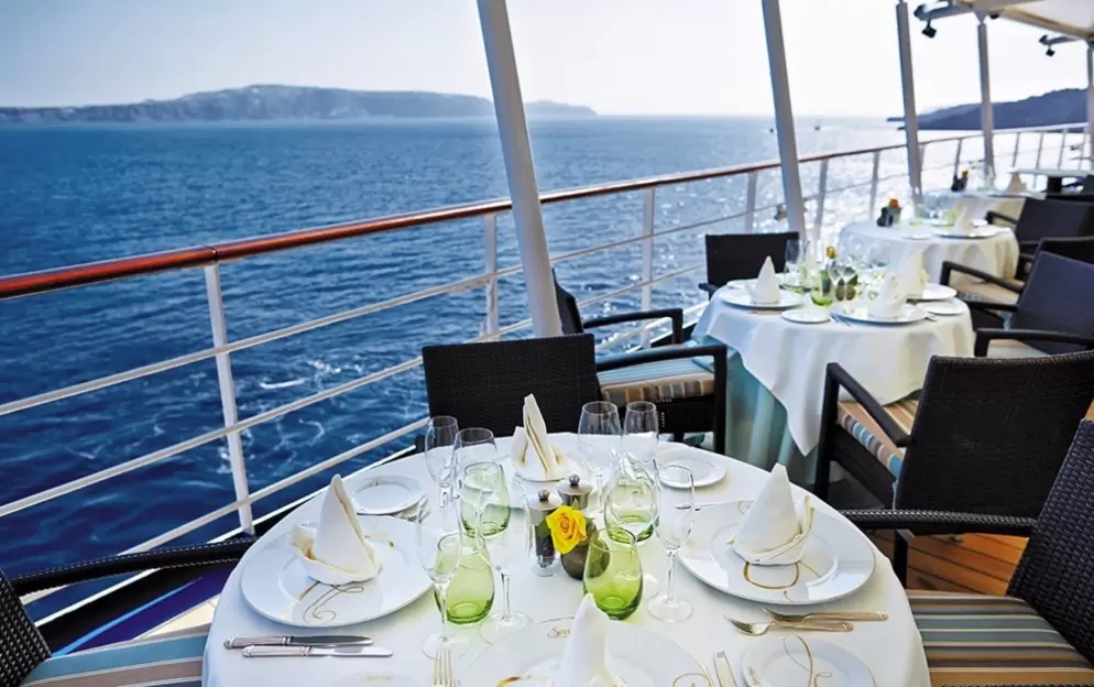 RSSC, Seven Seas Mariner, Sette Mari at La Veranda.jpg