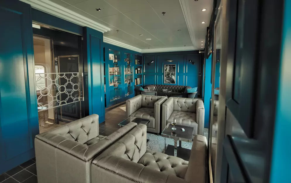 Regent Seven Seas VOYAGER Connoiseur Club.jpg