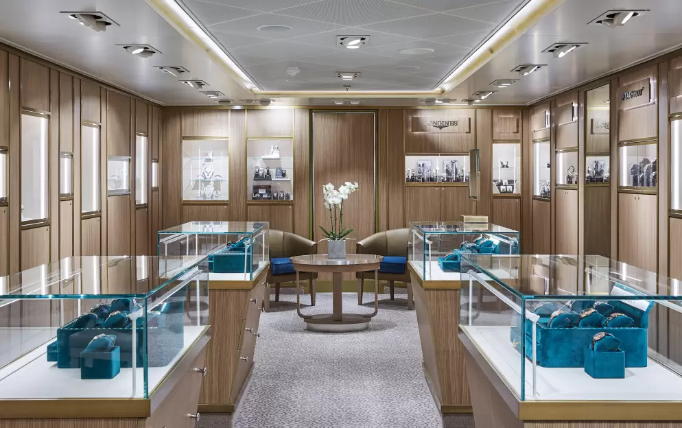 Silversea Cruises Silver Dawn Boutique 3.jpg