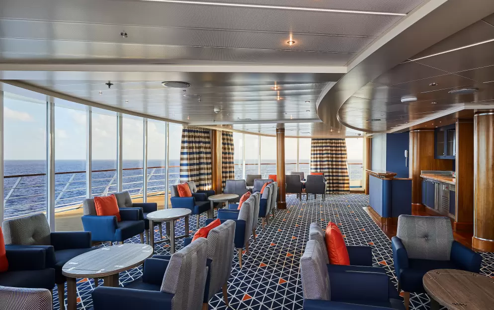 Silversea - Silver Shadow - Observation Lounge.jpg