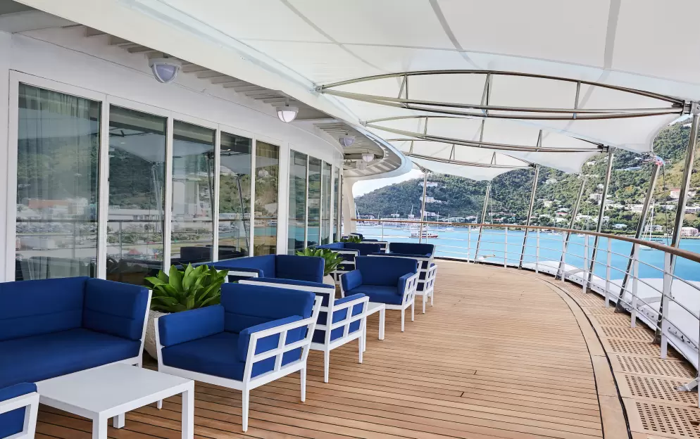 Silversea - Silver Shadow - Panorama Lounge 1.jpg