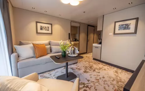 Swan Hellenic SH Diana Suite 6