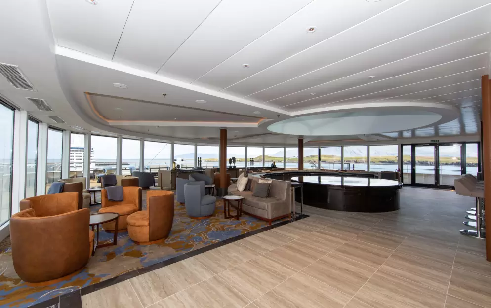 Quark Expeditions_World Explorer_Observation Lounge__1_.jpg