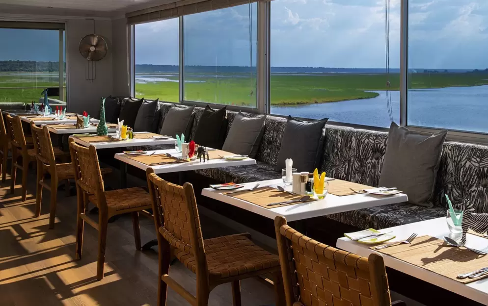 AmaWaterways, Zambezi Queen Dining room.jpg