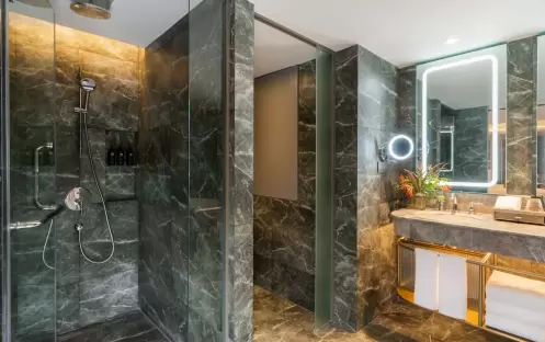 Family Room, Bathroom