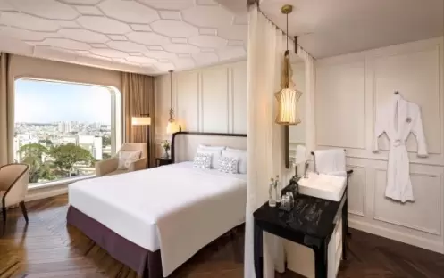 Hotel Des Art Saigon, Deluxe Corner Room
