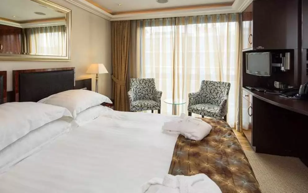 CAT. C Stateroom