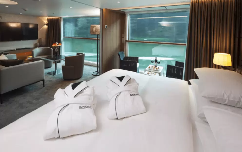 Royal Balcony Suite