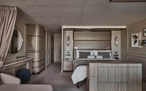 Silver Suite Silver Suite