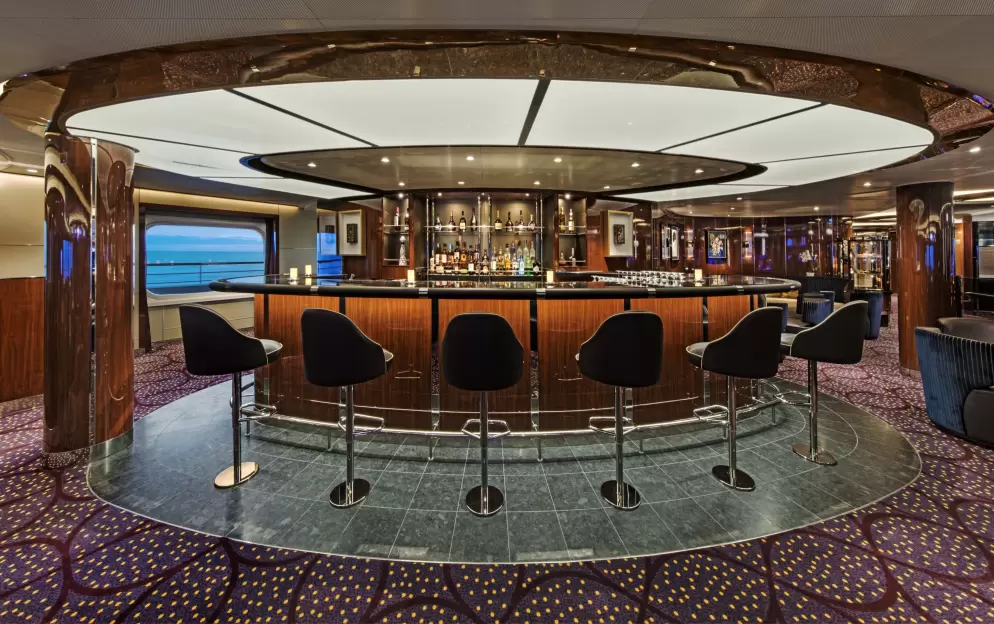 Seabourn Ovation - The Club.jpg