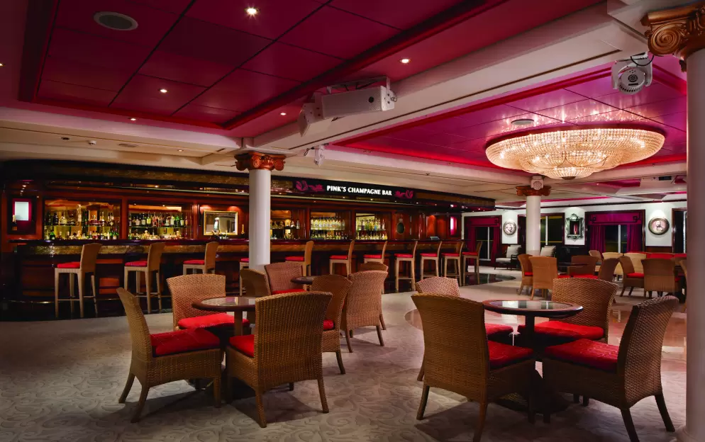 NCL, POA, Pink's Champagne Bar, Credit - Olivier Koning.jpeg
