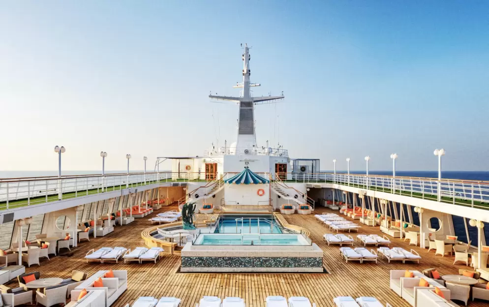 Crystal Cruises, Crystal Symphony, Seahorse Pool 1.png