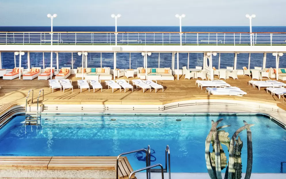 Crystal Cruises, Crystal Symphony, Seahorse Pool 2.png