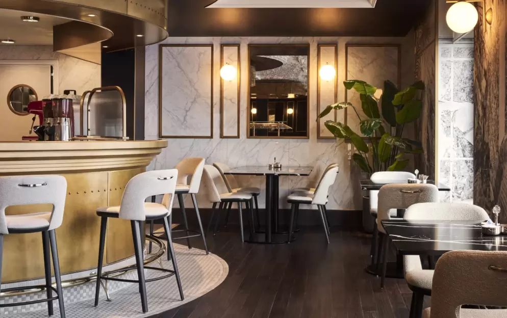 Crystal Cruises, Crystal Symphony, The Bistro 3.jpg