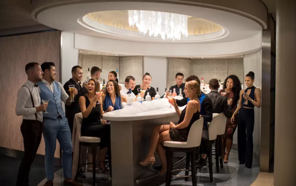 Celebrity Reflection - Martini Bar & Crush 1, ©CEL.jpg