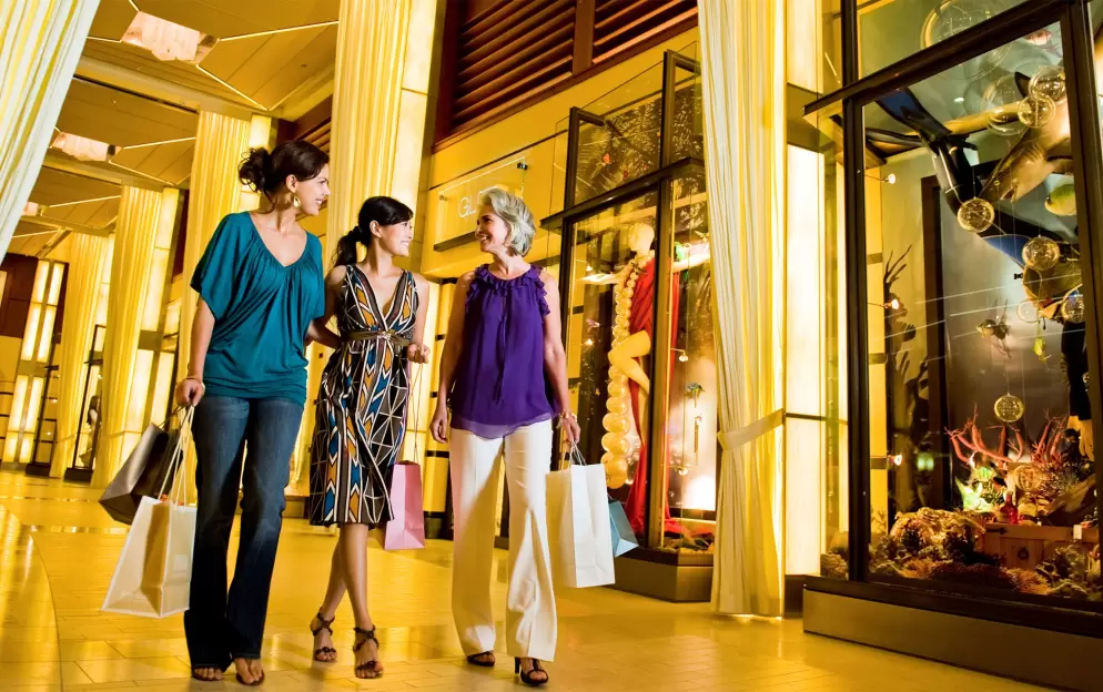 Celebrity Reflection - Onboard Shops.jpg