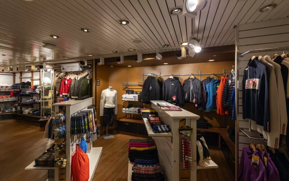 HX Hurtigruten Expeditions, MS Fram, Shop 2 ©Espen Mills.jpg