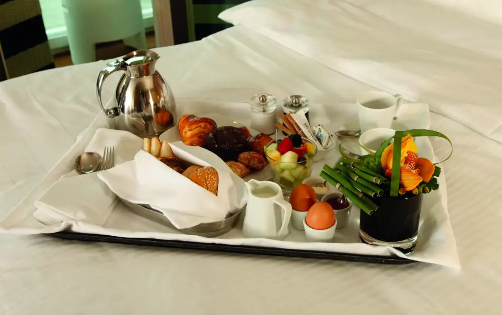 Scenic River Cruises, In-Suite Dining 1.jpg