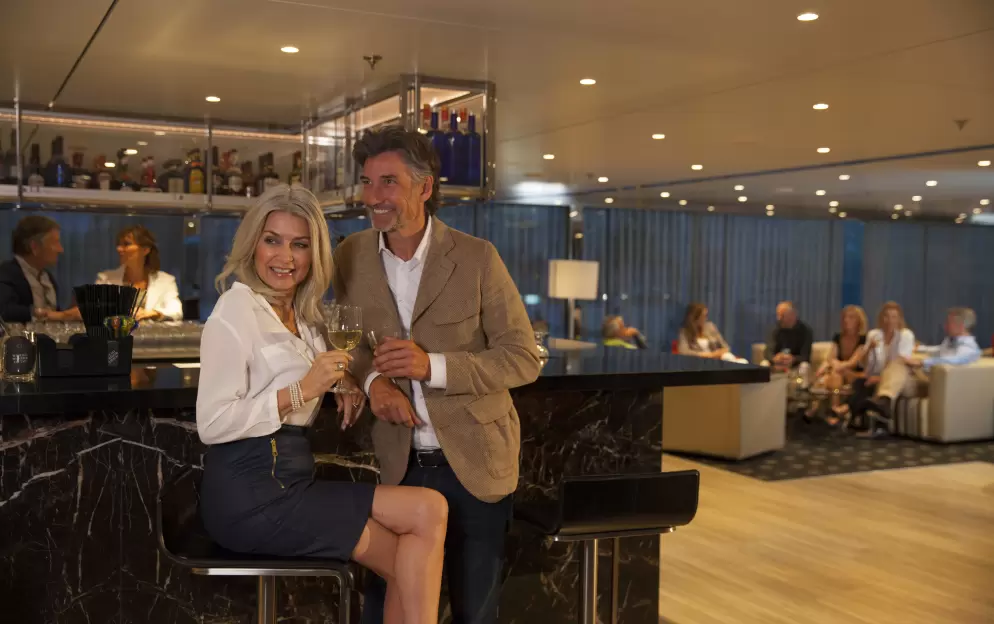 Scenic River Cruises, Scenic Sapphire & Diamond Panorama Lounge and Bar 2.jpg
