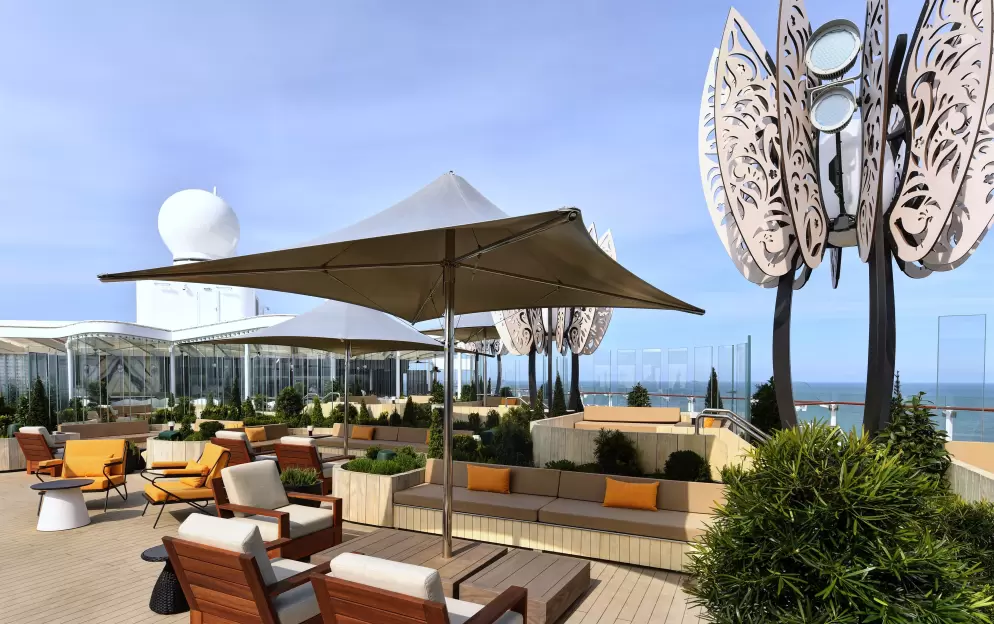 Celebrity Cruises, Celebrity Beyond, Rooftop Garden 5 ©CEL.jpg