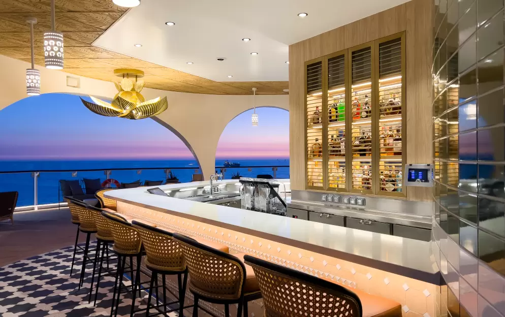 Celebrity Cruises, Celebrity Beyond, Sunset Bar 3 ©CEL.jpg