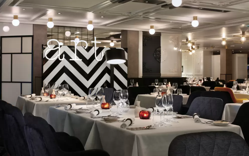Celebrity Cruises, Celebrity Beyond, Tuscan Restaurant ©CEL.jpg