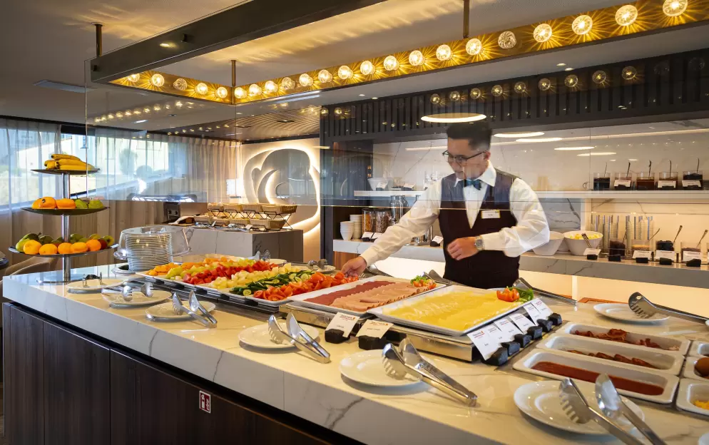 Travelmarvel CAPELLA Dining Expires Aug 2029 4.jpg