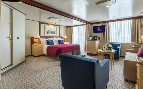 CUNARD Queen Elizabeth Q5 Q6 Suite 1