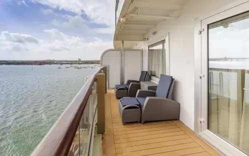 CUNARD Queen Elizabeth Q5 Q6 Suite 2
