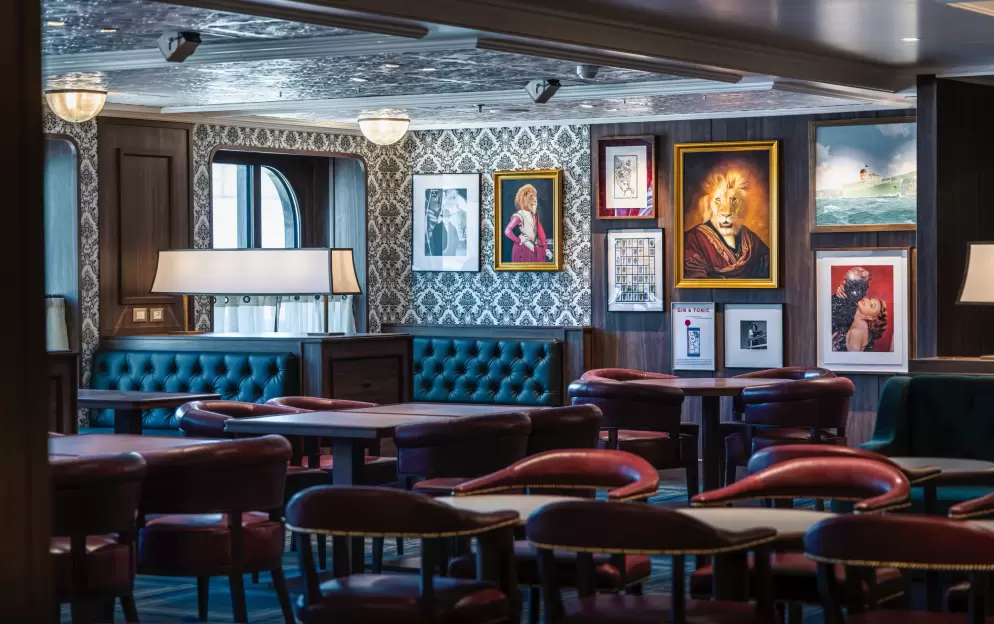 ©cunard Queen Anne Golden Lion 1.jpg