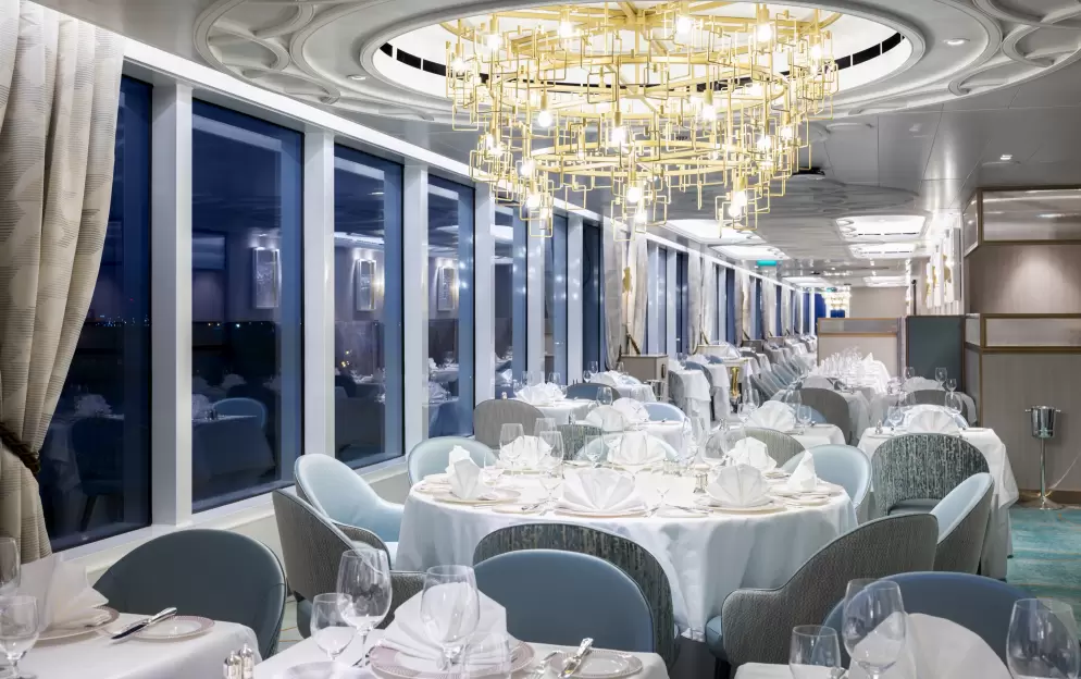 ©cunard Queen Anne Queens Grill.jpg