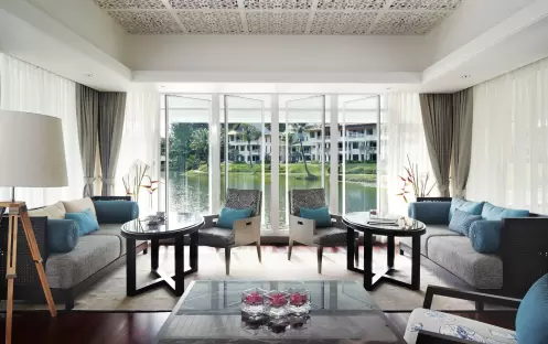 SAii Laguna Phuket Food Beverage The Club Lounge Cozy Seating Area