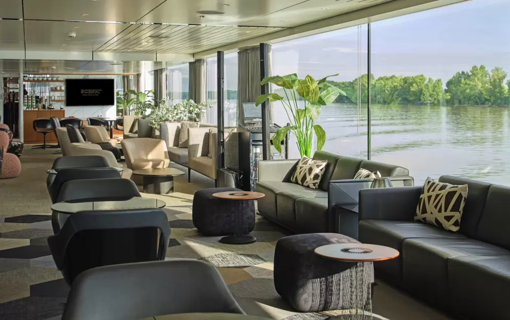 Scenic Amber, Lounge ©Scenic, Mislav Mesek 16.jpg