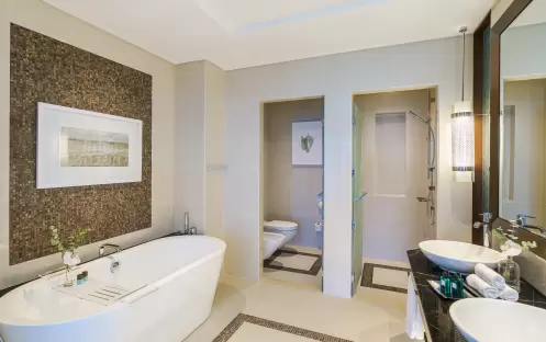 Rixos Marina Abu Dhabi - Premium Room Corniche View with Balcony bathroom Rixos Marina Abu Dhabi - Premium Room Corniche View with Balcony bathroom