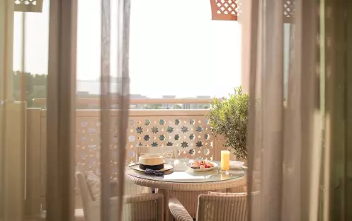 Jumeirah Al Qasr Dubai - Arabian Family Club Room