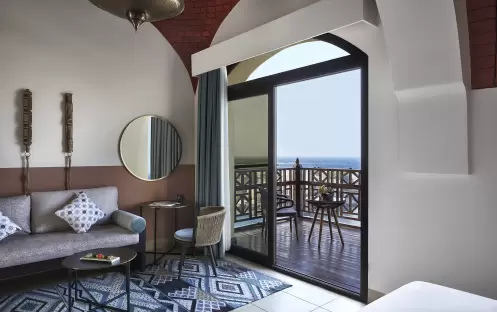 middle-east-holidays-ras-al-khaimah-the-cove-rotana-resort-sea-view-room