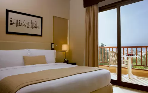 middle-east-holidays-ras-al-khaimah-the-cove-rotana-resort-sea-view -one-bedroom-villa