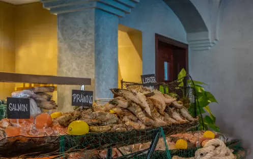 middle-east-holidays-ras-al-khaimah-the-cove-rotana-resort-basilico- mediterranean-restaurant