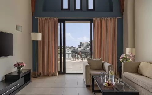 middle-east-holidays-ras-al-khaimah-the-cove-rotana-resort-sea-view -two-bedroom-villa-livingroom