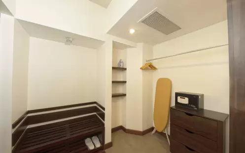 indian-ocean-holidays-sri-lanka-club-hotel-dolphin-junior-suite