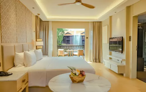 asia-holidays-malaysia-langkawi/pelangi-beach-resort-spa-langkawi-lakefront-room-bedroom