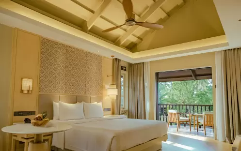asia-holidays-malaysia-langkawi/pelangi-beach-resort-spa-langkawi-lakefront-room-upper-floor