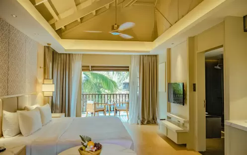 asia-holidays-malaysia-langkawi/pelangi-beach-resort-spa-langkawi-pool- terrace-room-upper-floor