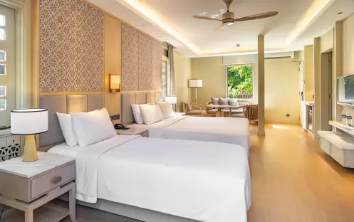 asia-holidays-malaysia-langkawi-pelangi-beach-resort-spa-langkawi-garden-family-room