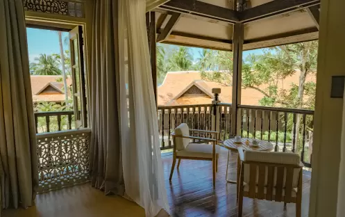 asia-holidays-malaysia-langkawi/pelangi-beach-resort-spa-langkawi-garden-terrace-room-verandah