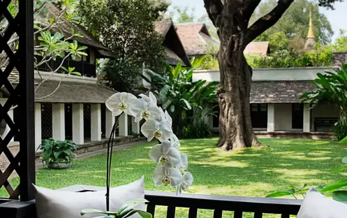 Peaceful-Courtyard-view-from-Lanna-Deluxe-Room-(1) Peaceful-Courtyard-view-from-Lanna-Deluxe-Room-(1)
