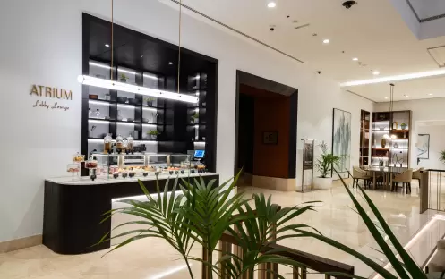 middle-east-holidays-dubai-amwaj-rotana-jumeirah-beach-atrium