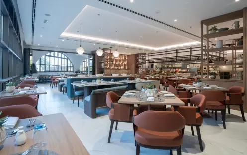 middle-east-holidays-dubai-amwaj-rotana-jumeirah-beach-horizon