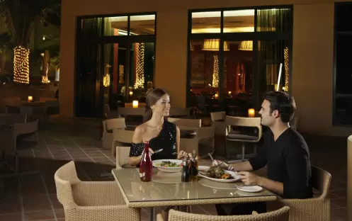 middle-east-holidays-dubai-amwaj-rotana-jumeirah-beach-rosso